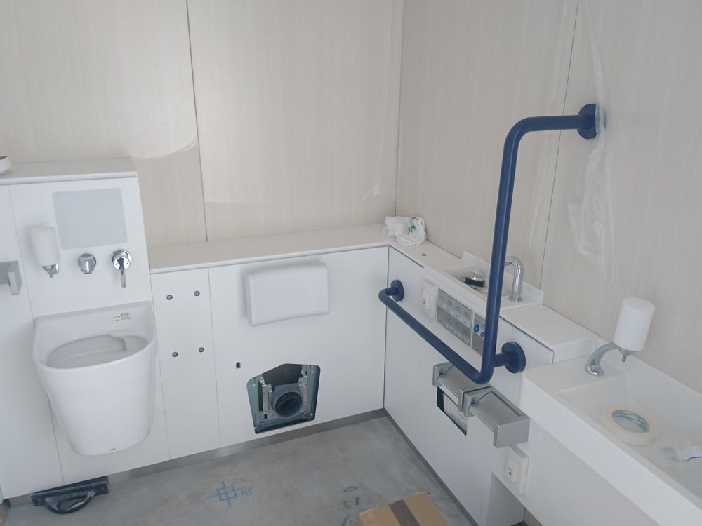 多目的トイレ明海大学　